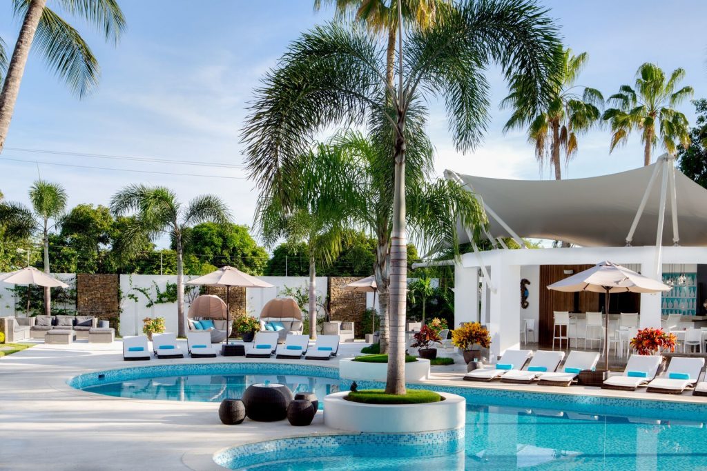 Piscina exterior de H2Otel By LD en Playa El Agua