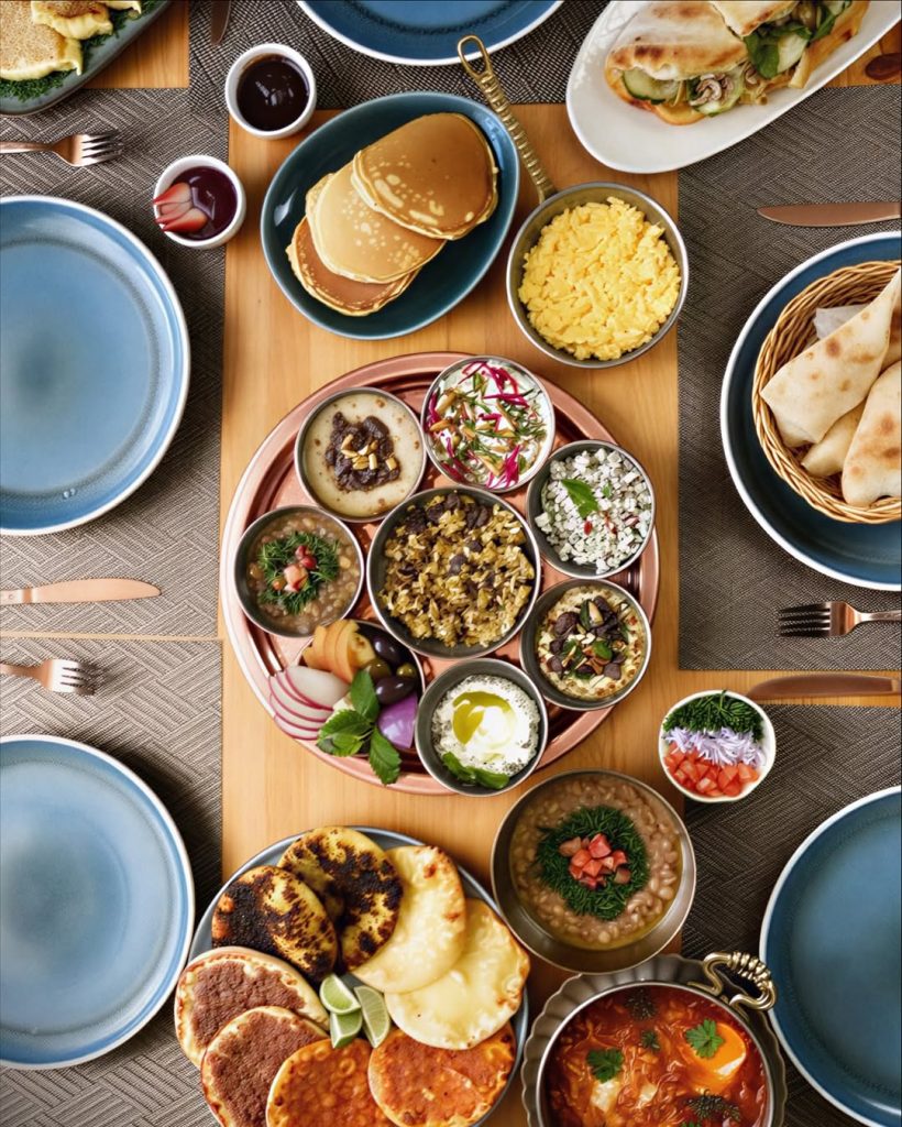 Mesa de especialidades libanesas de Maroush
