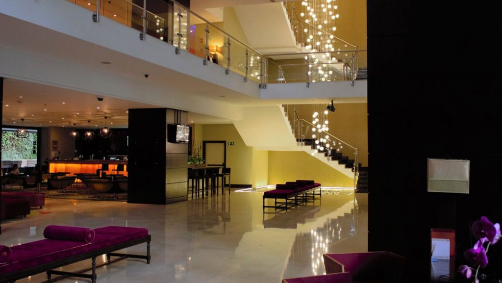 Lobby del Renaissance Caracas La Castellana