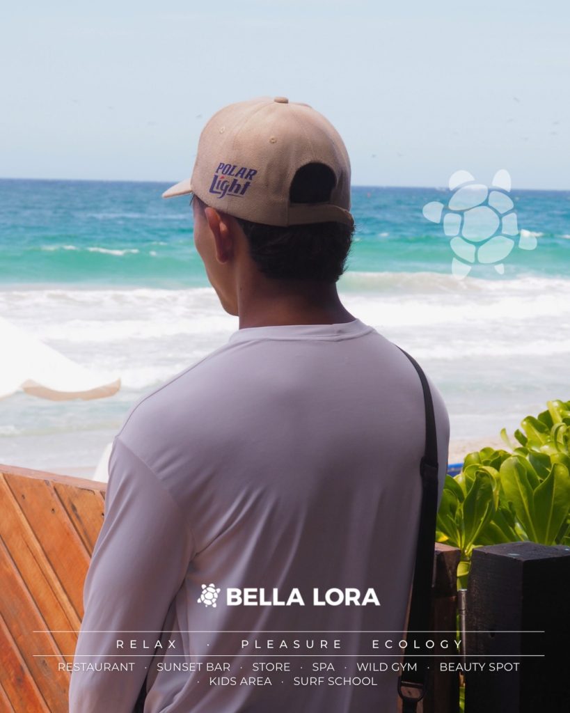 Playa y ambiente de Bella Lora