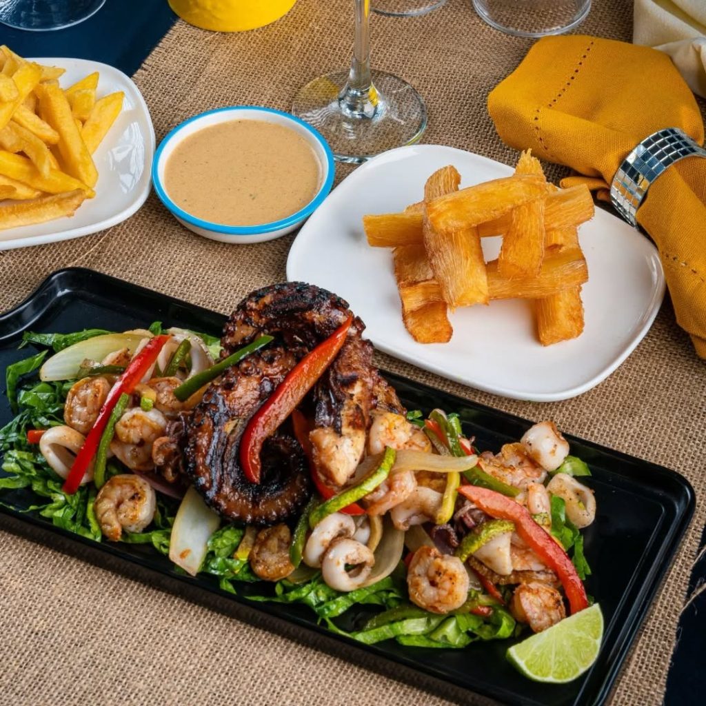 Presentación gastronómica de Casa Azul Margarita